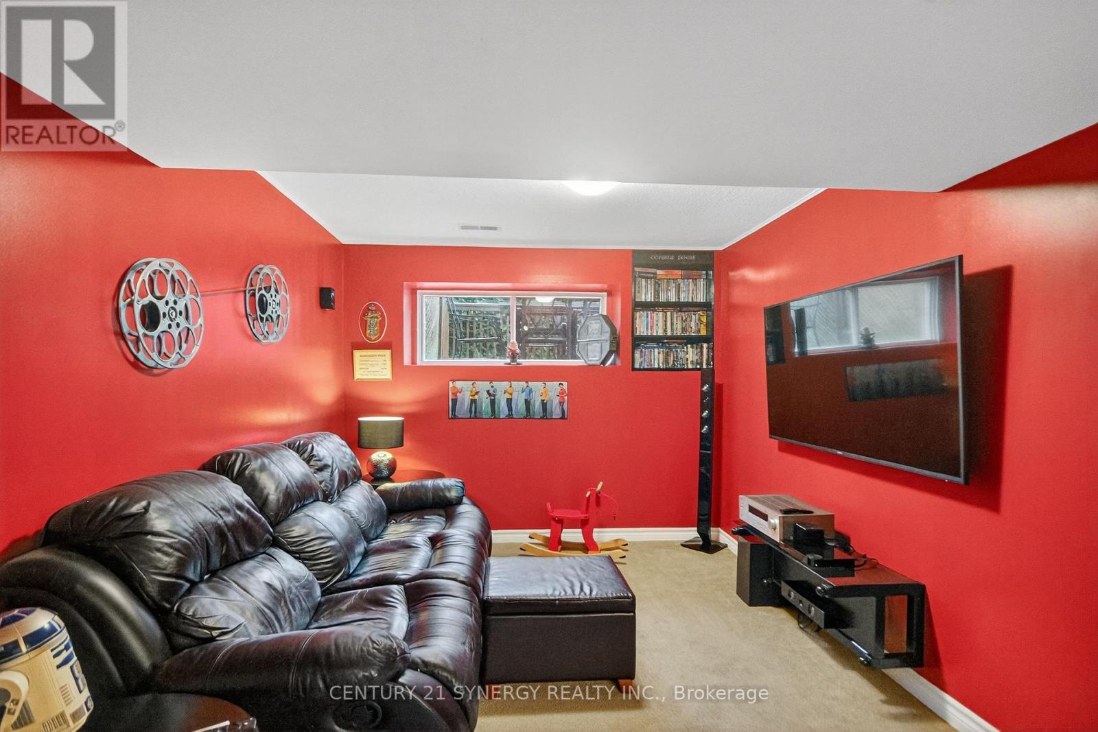 7 St Remy Drive, Ottawa, ON - Indoor