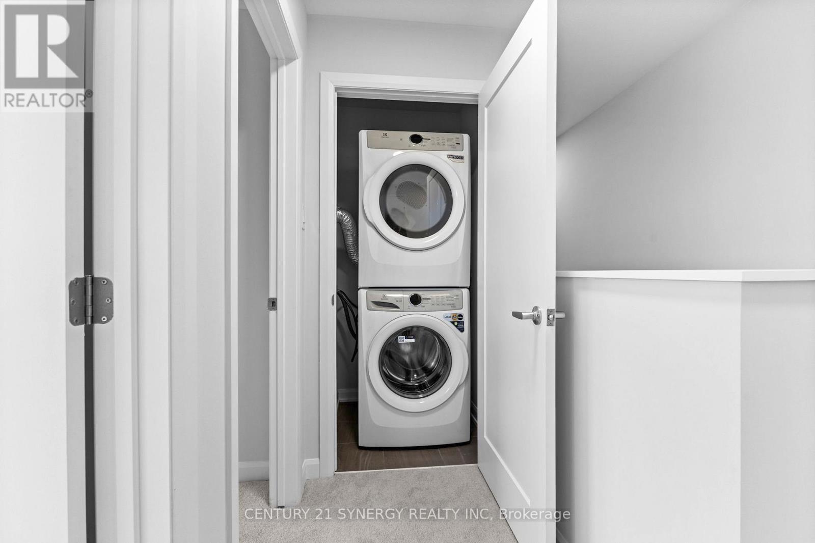 11 - 801 Glenroy Gilbert Drive, Ottawa, ON - Indoor Photo Showing Laundry Room