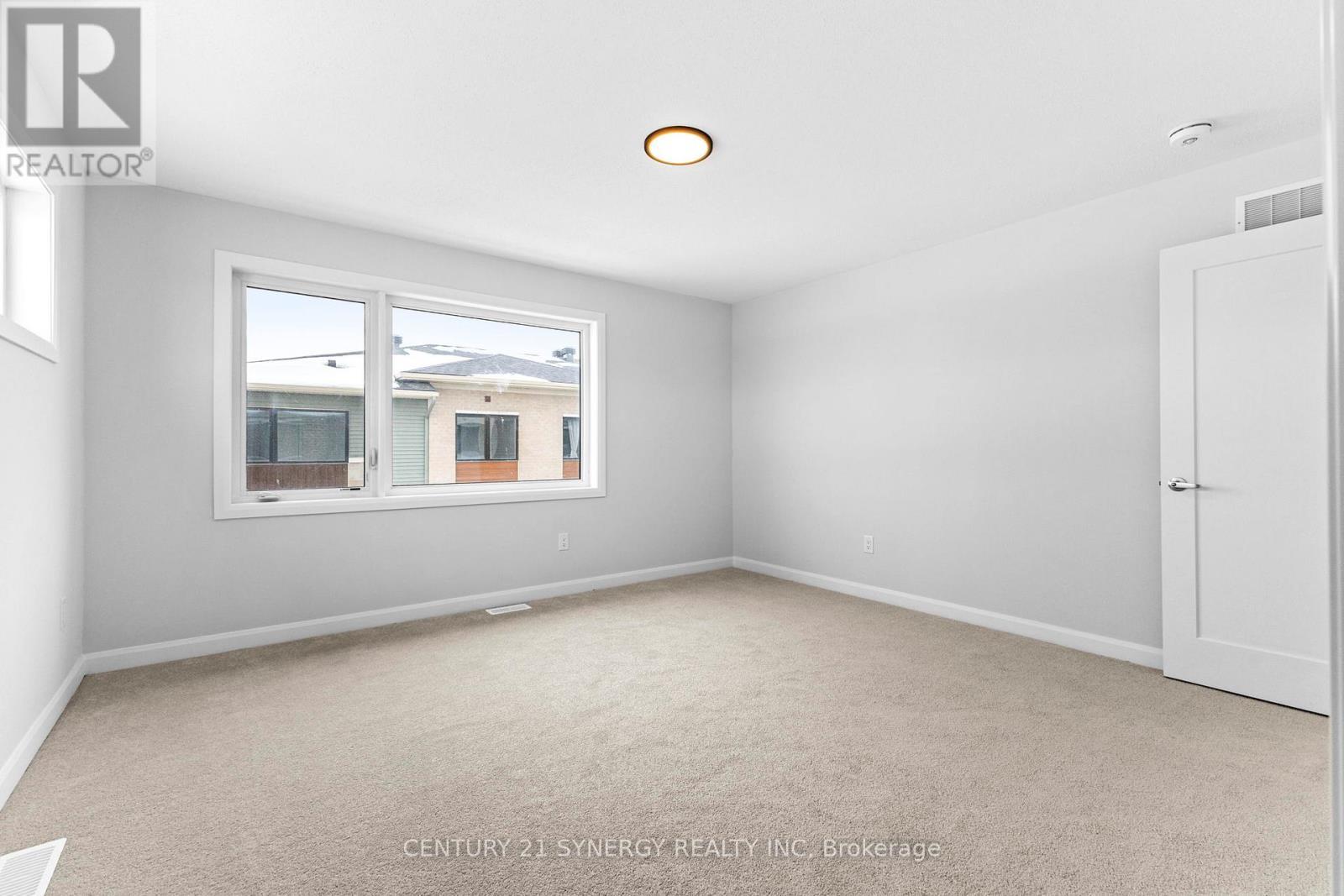 11 - 801 Glenroy Gilbert Drive, Ottawa, ON - Indoor Photo Showing Other Room