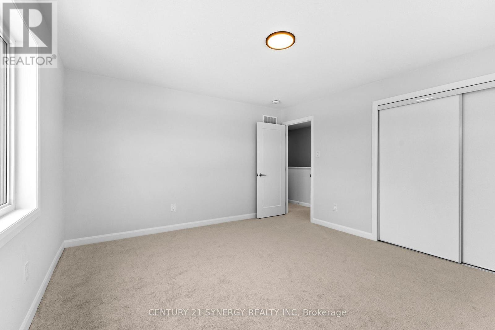 11 - 801 Glenroy Gilbert Drive, Ottawa, ON - Indoor Photo Showing Other Room