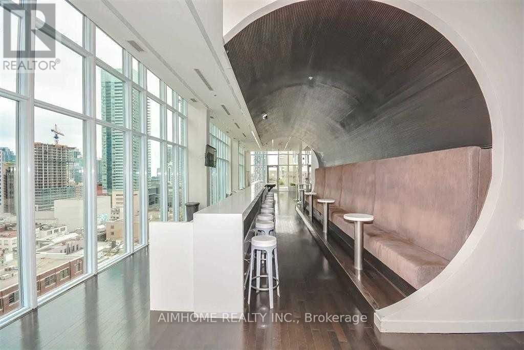 602 - 21 Nelson Street, Toronto, ON - Indoor Photo Showing Other Room