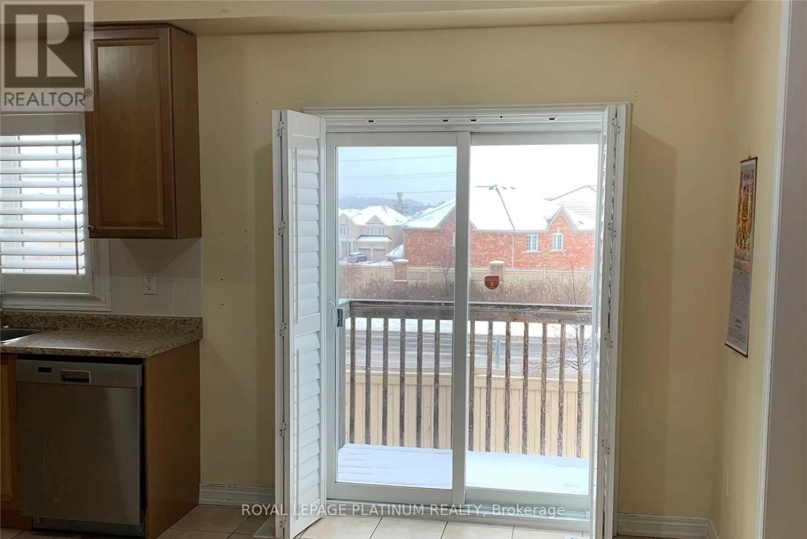 Upper - 121 Young Drive, Brampton, ON - Indoor Photo Showing Other Room