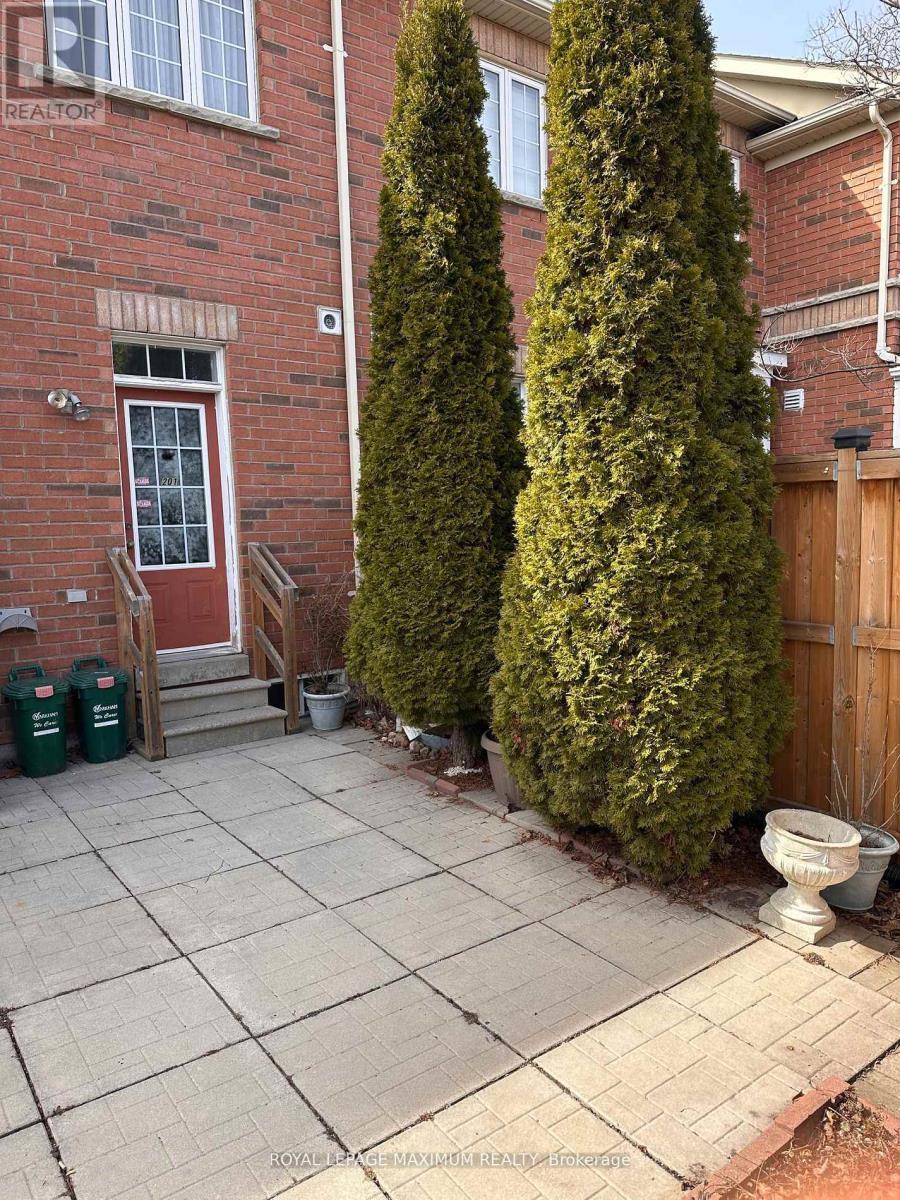 201 Box Grove Bypass, Markham, ON - Outdoor With Exterior