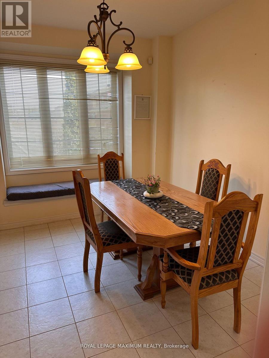201 Box Grove Bypass, Markham, ON - Indoor Photo Showing Dining Room