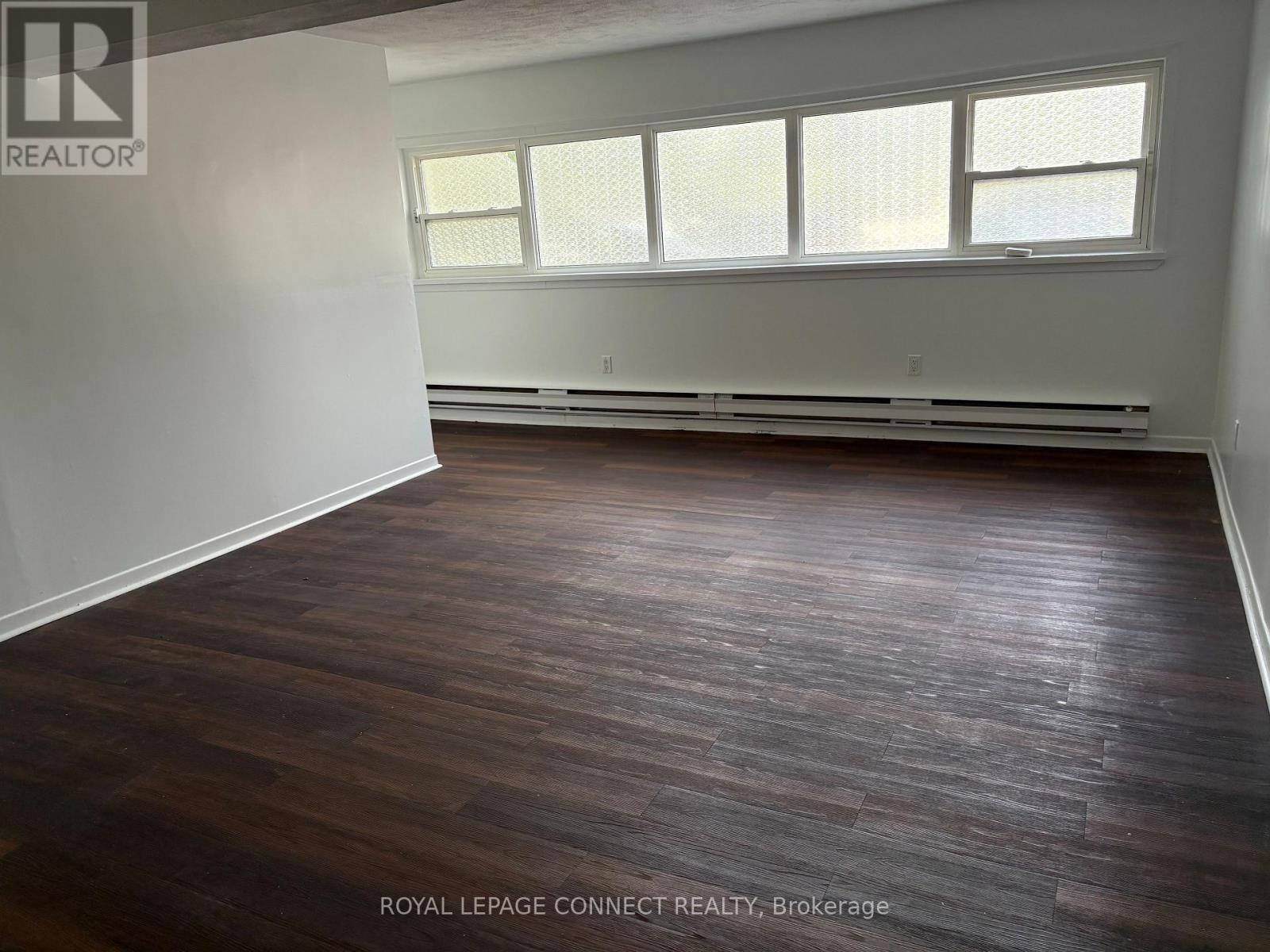 4130 Lawrence Avenue E, Toronto, ON