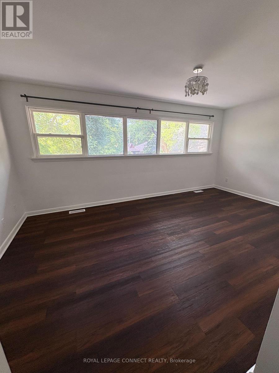 4130 Lawrence Avenue E, Toronto, ON - Indoor Photo Showing Other Room