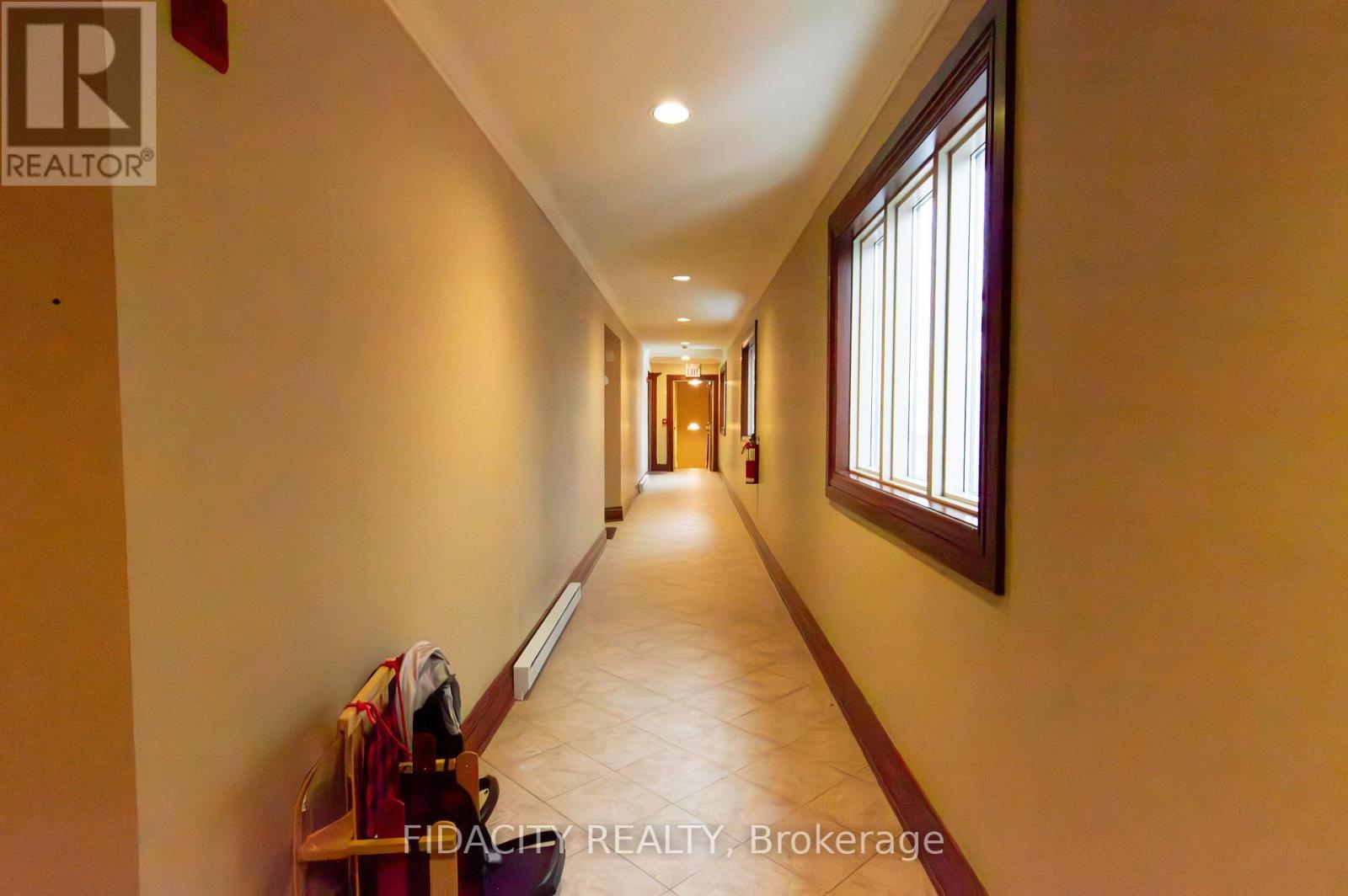 99 Fourth Avenue, Ottawa, ON