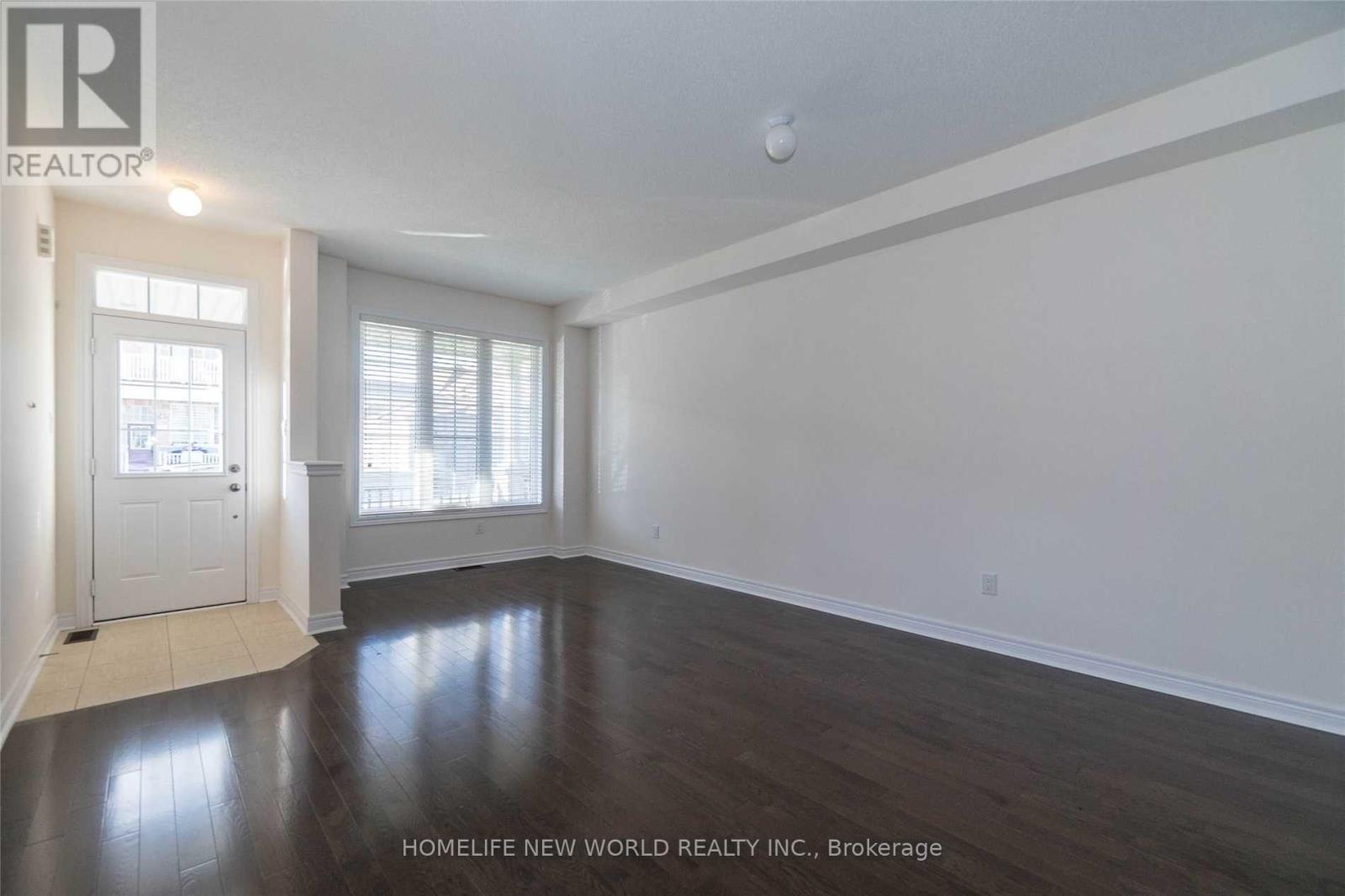 7 Cherna Avenue, Markham, ON - Indoor Photo Showing Other Room