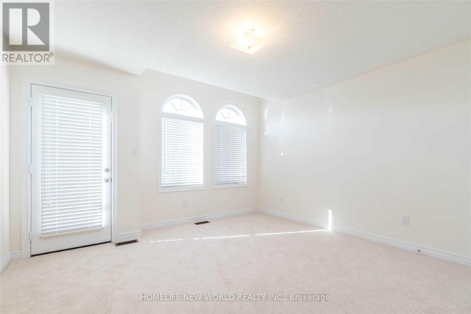 7 Cherna Avenue, Markham, ON - Indoor Photo Showing Other Room