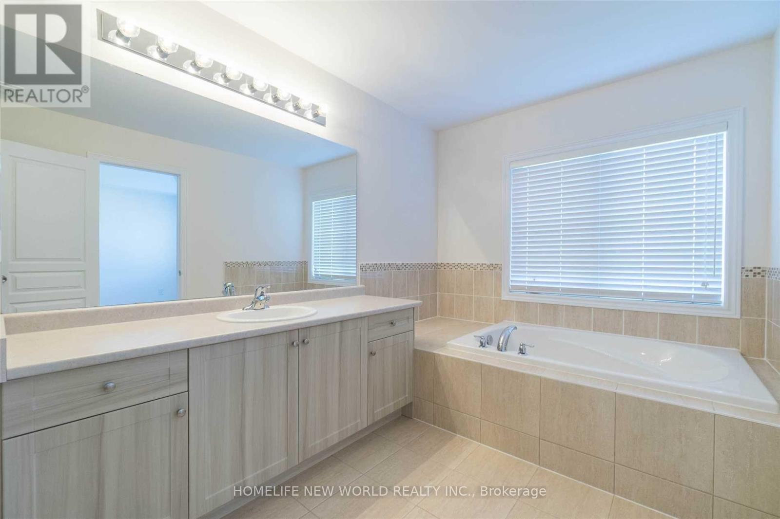 7 Cherna Avenue, Markham, ON - Indoor Photo Showing Bathroom