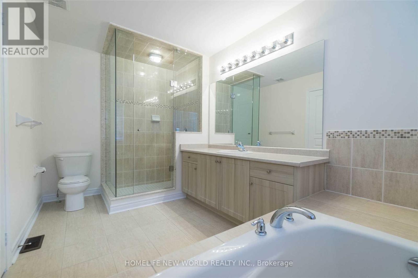 7 Cherna Avenue, Markham, ON - Indoor Photo Showing Bathroom