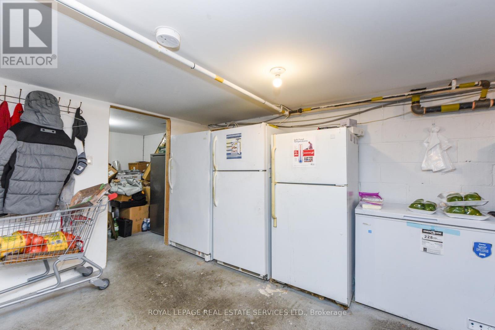 730 Lakeshore Road E, Mississauga, ON