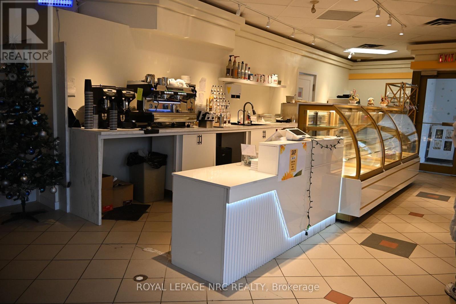 101 - 50 Lakeport Road, St. Catharines, ON