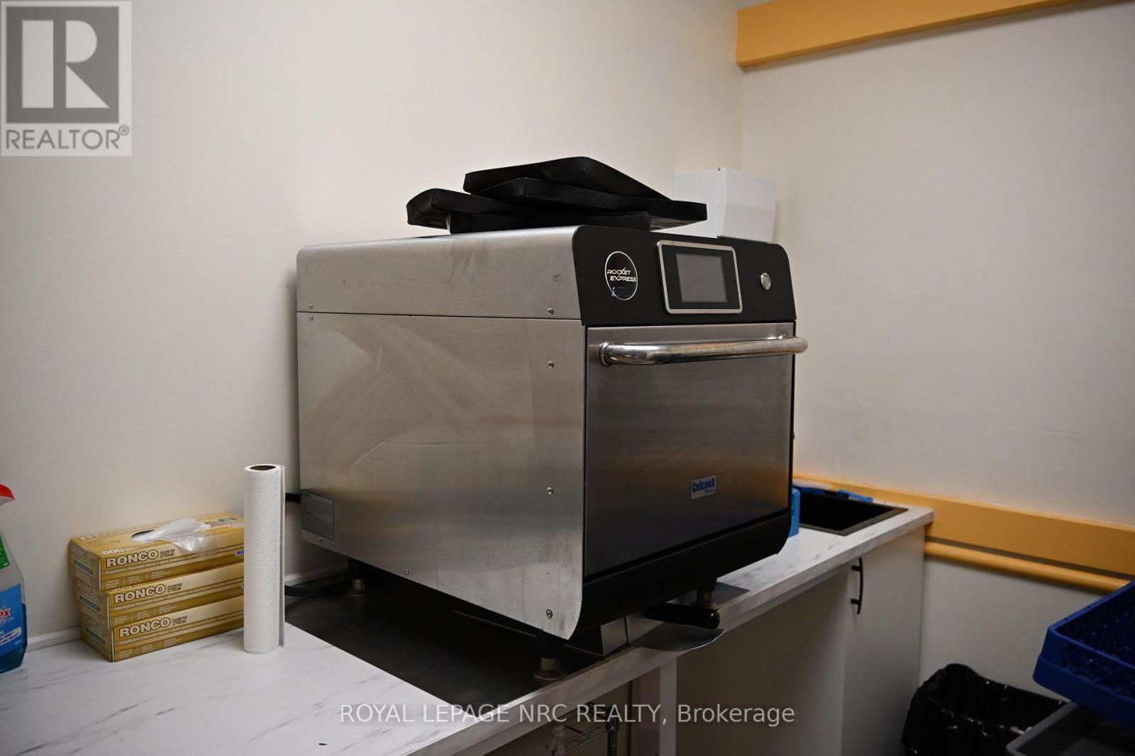 101 - 50 Lakeport Road, St. Catharines, ON