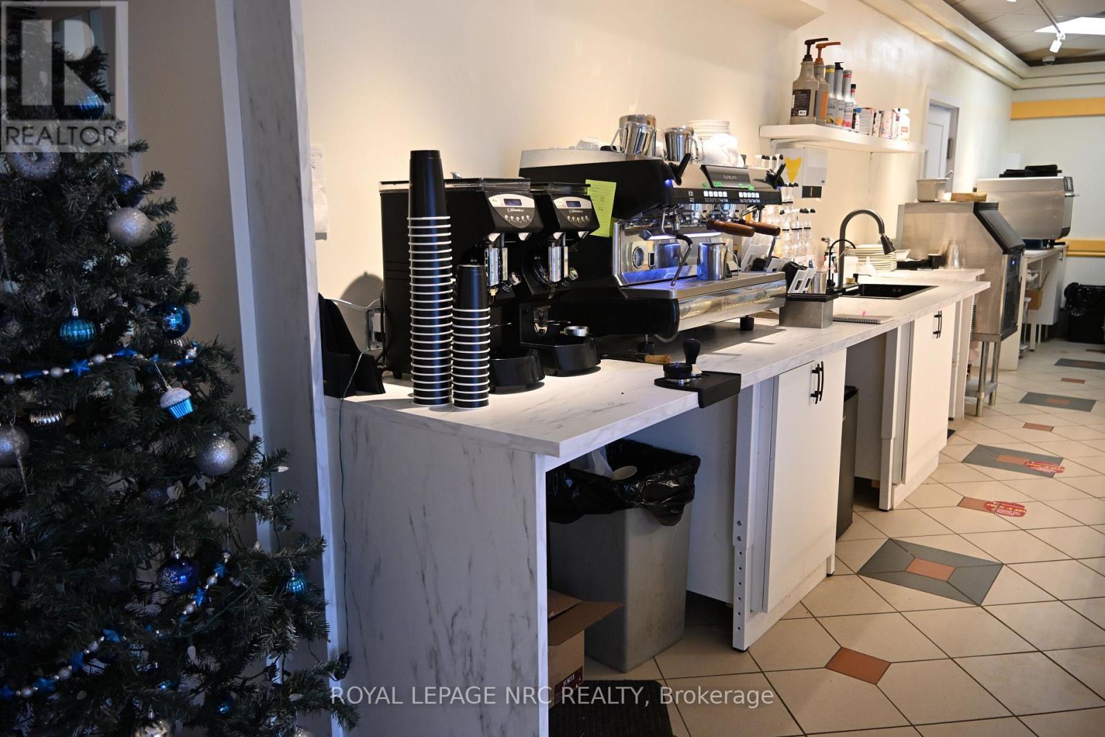 101 - 50 Lakeport Road, St. Catharines, ON