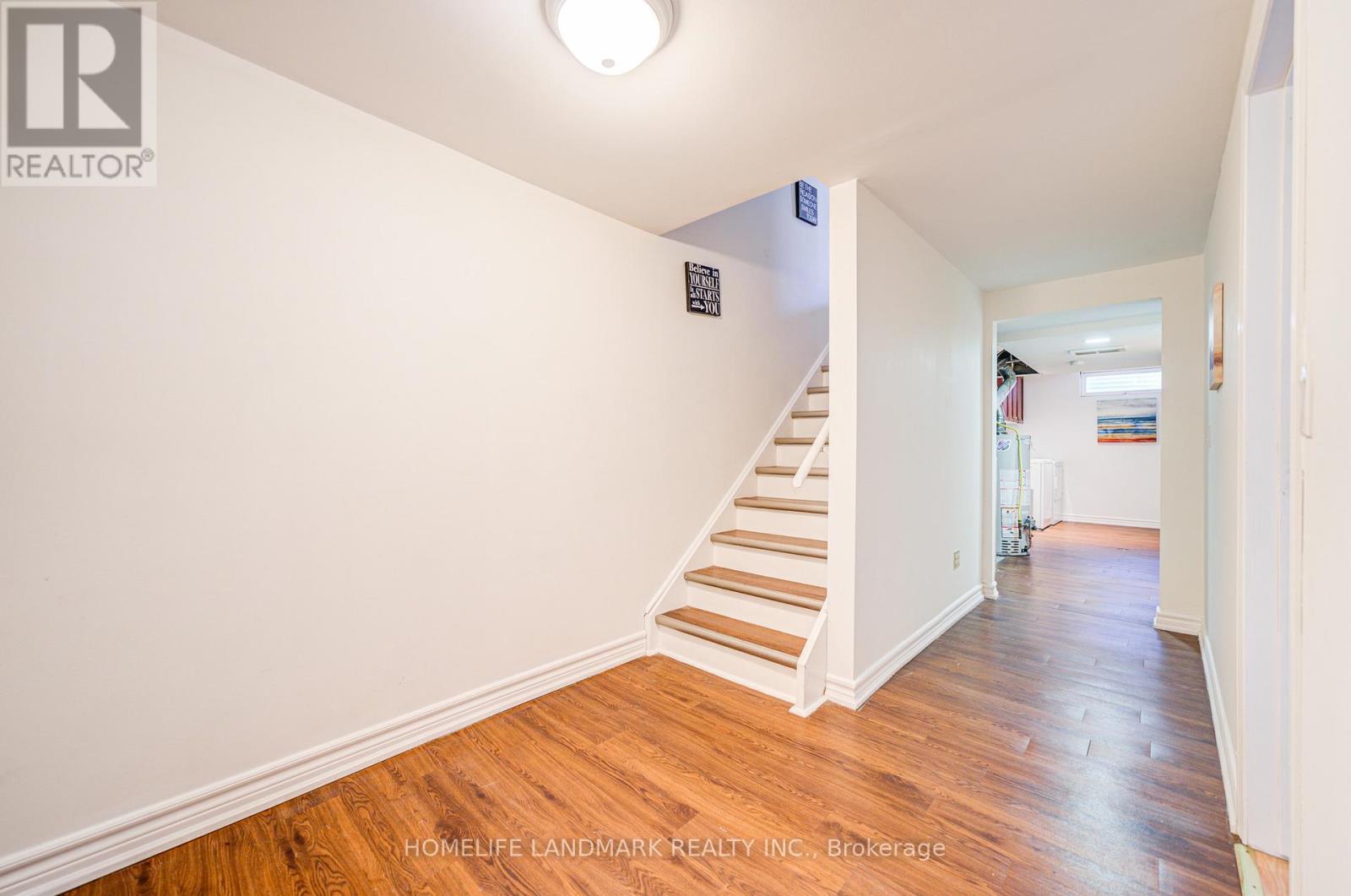 2 - 401 Keats Way, Waterloo, ON - Indoor Photo Showing Other Room