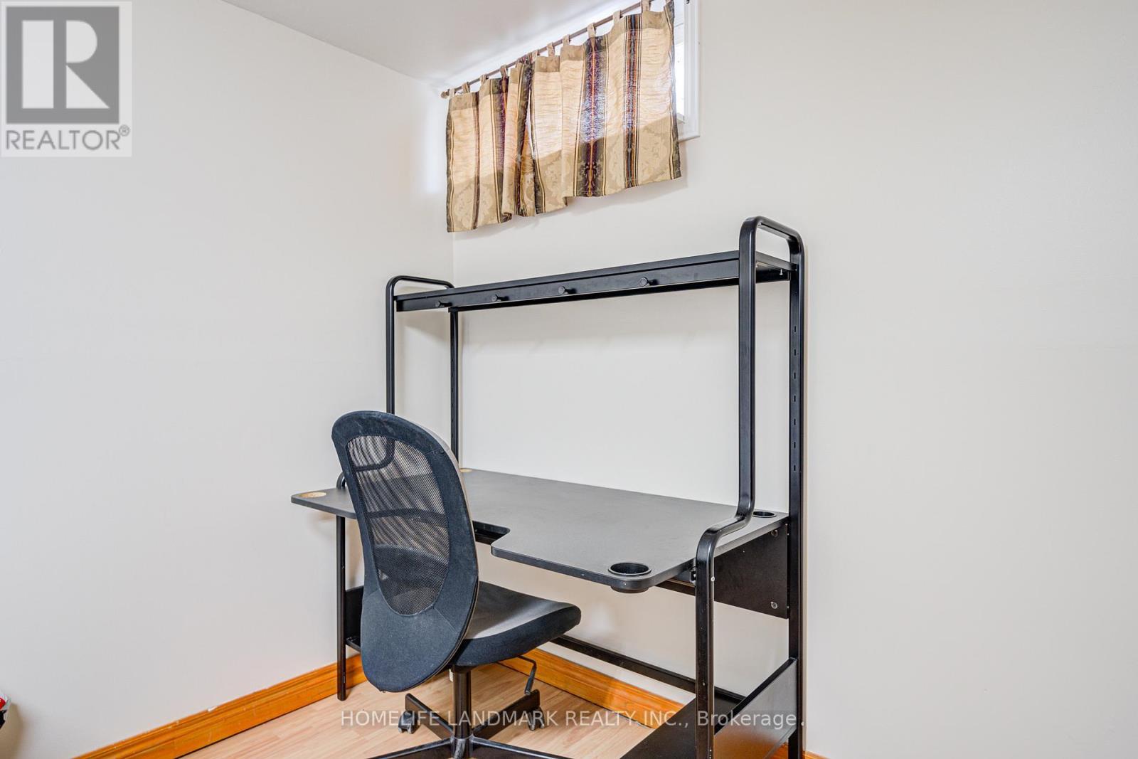 2 - 401 Keats Way, Waterloo, ON - Indoor Photo Showing Office