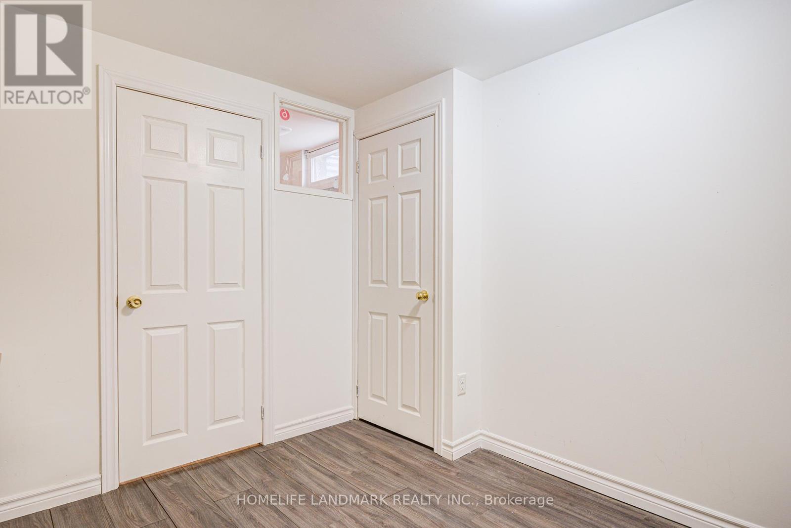 2 - 401 Keats Way, Waterloo, ON - Indoor Photo Showing Other Room