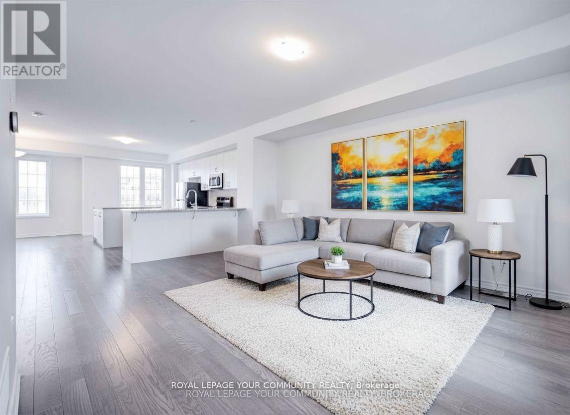 3051 - 3051 John Mckay Boulevard, Oakville, ON - Indoor Photo Showing Living Room