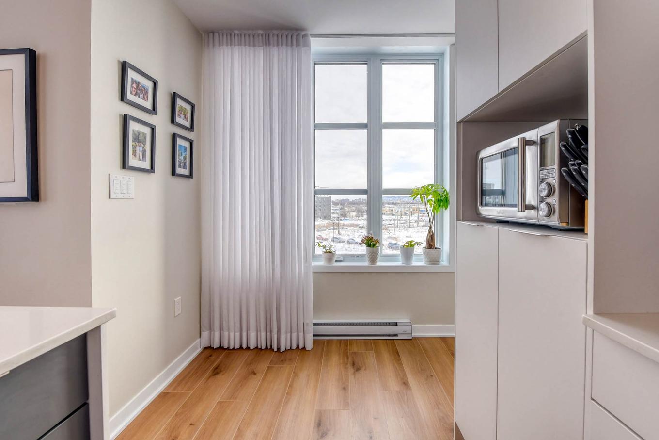 Hall d'entrée/Vestibule - 401-2335 Rue Des Équinoxes, Montréal (Saint-Laurent), QC - Indoor Photo Showing Other Room