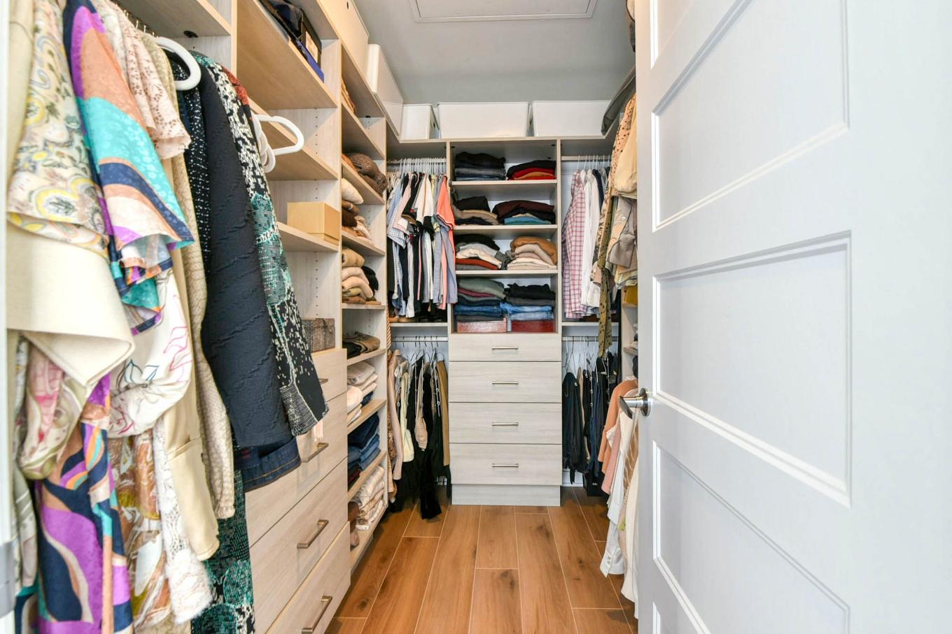 Penderie (Walk-in) - 401-2335 Rue Des Équinoxes, Montréal (Saint-Laurent), QC - Indoor With Storage