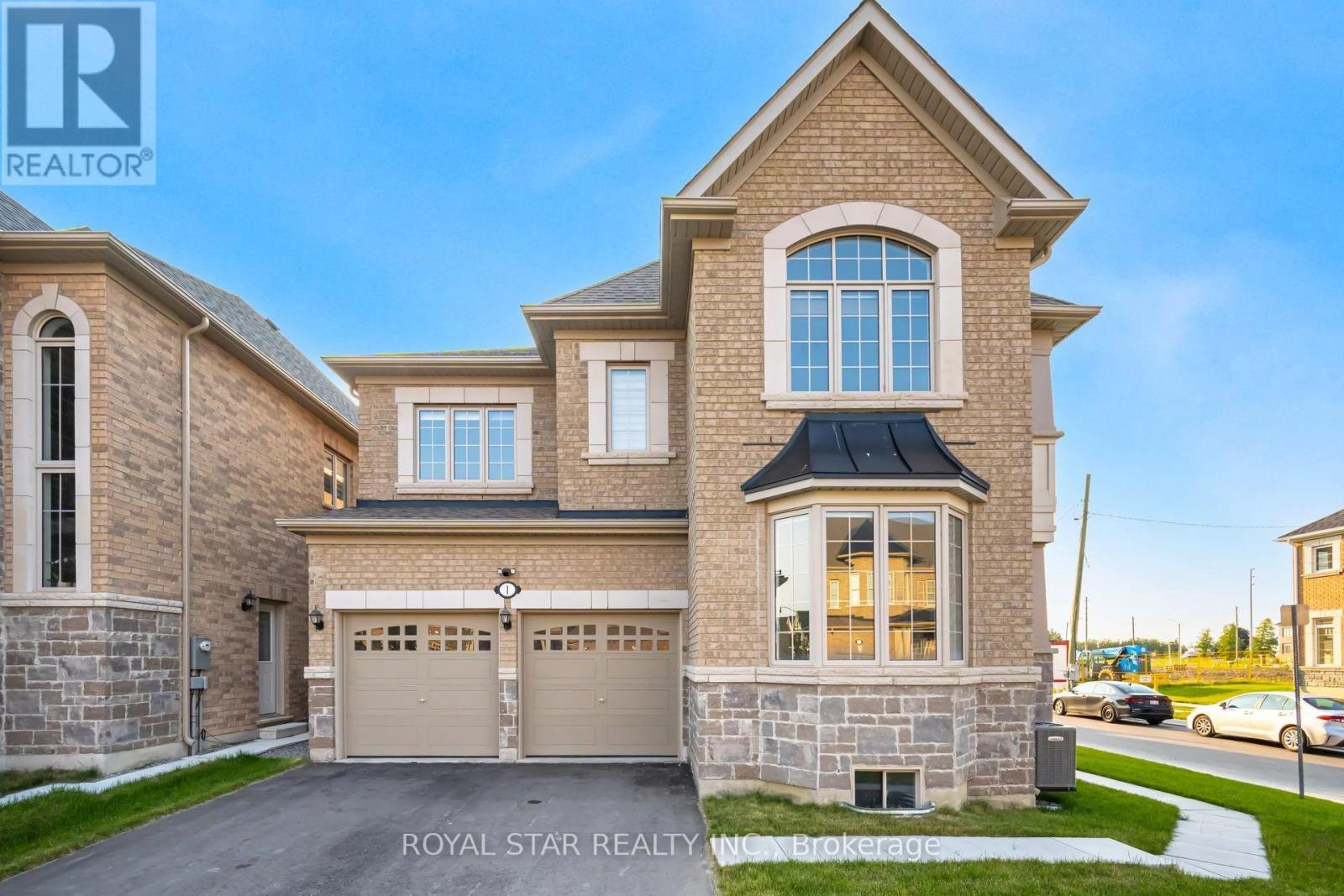 Upper - 1 Bushwood Trail, Brampton, ON - Outdoor With Facade