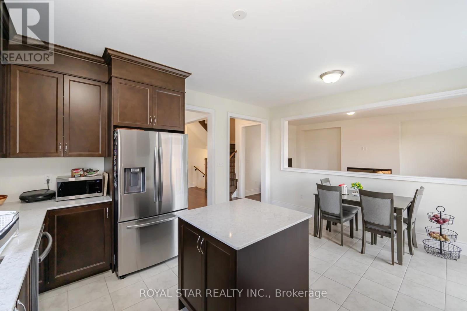 Upper - 1 Bushwood Trail, Brampton, ON - Indoor Photo Showing Kitchen With Stainless Steel Kitchen