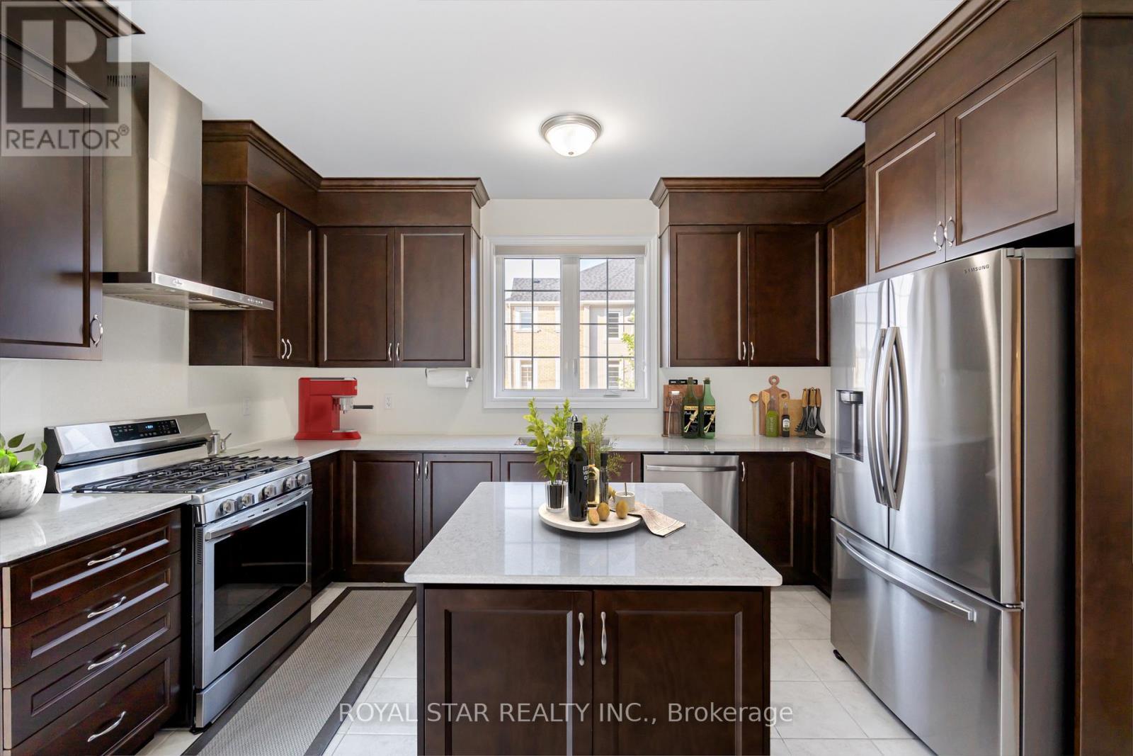 Upper - 1 Bushwood Trail, Brampton, ON - Indoor Photo Showing Kitchen With Stainless Steel Kitchen