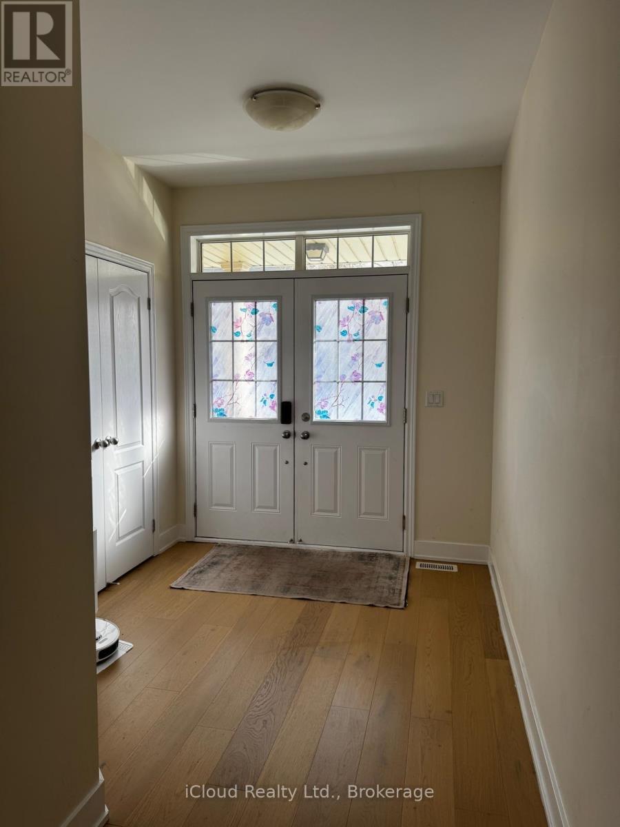 1443 Bews Landing, Milton, ON - Indoor Photo Showing Other Room