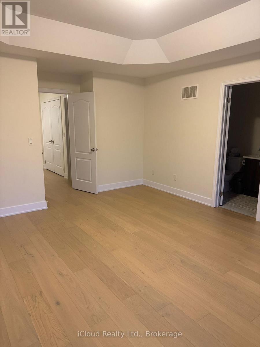 1443 Bews Landing, Milton, ON - Indoor Photo Showing Other Room