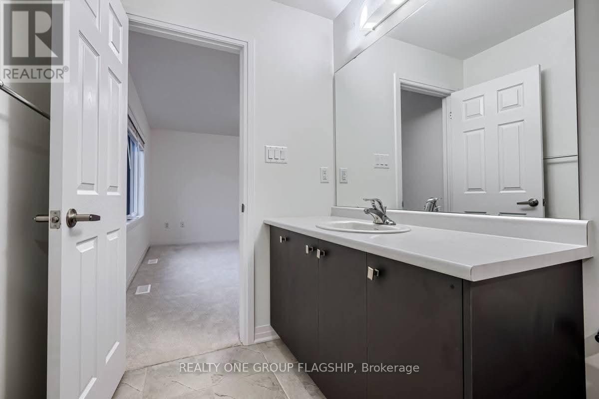 126 Port Crescent, Welland, ON - Indoor Photo Showing Other Room