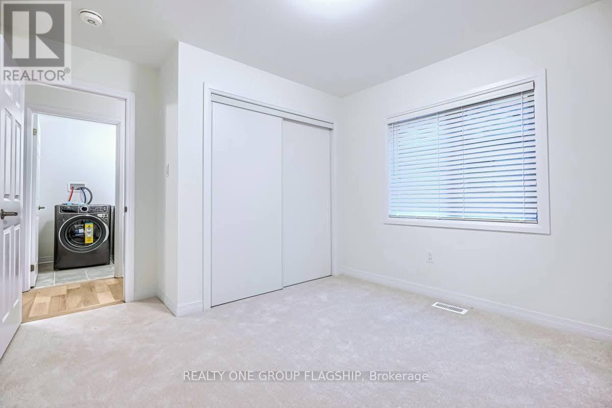 126 Port Crescent, Welland, ON - Indoor Photo Showing Other Room