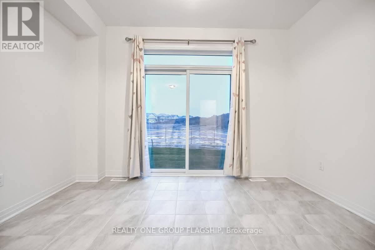 126 Port Crescent, Welland, ON - Indoor Photo Showing Other Room