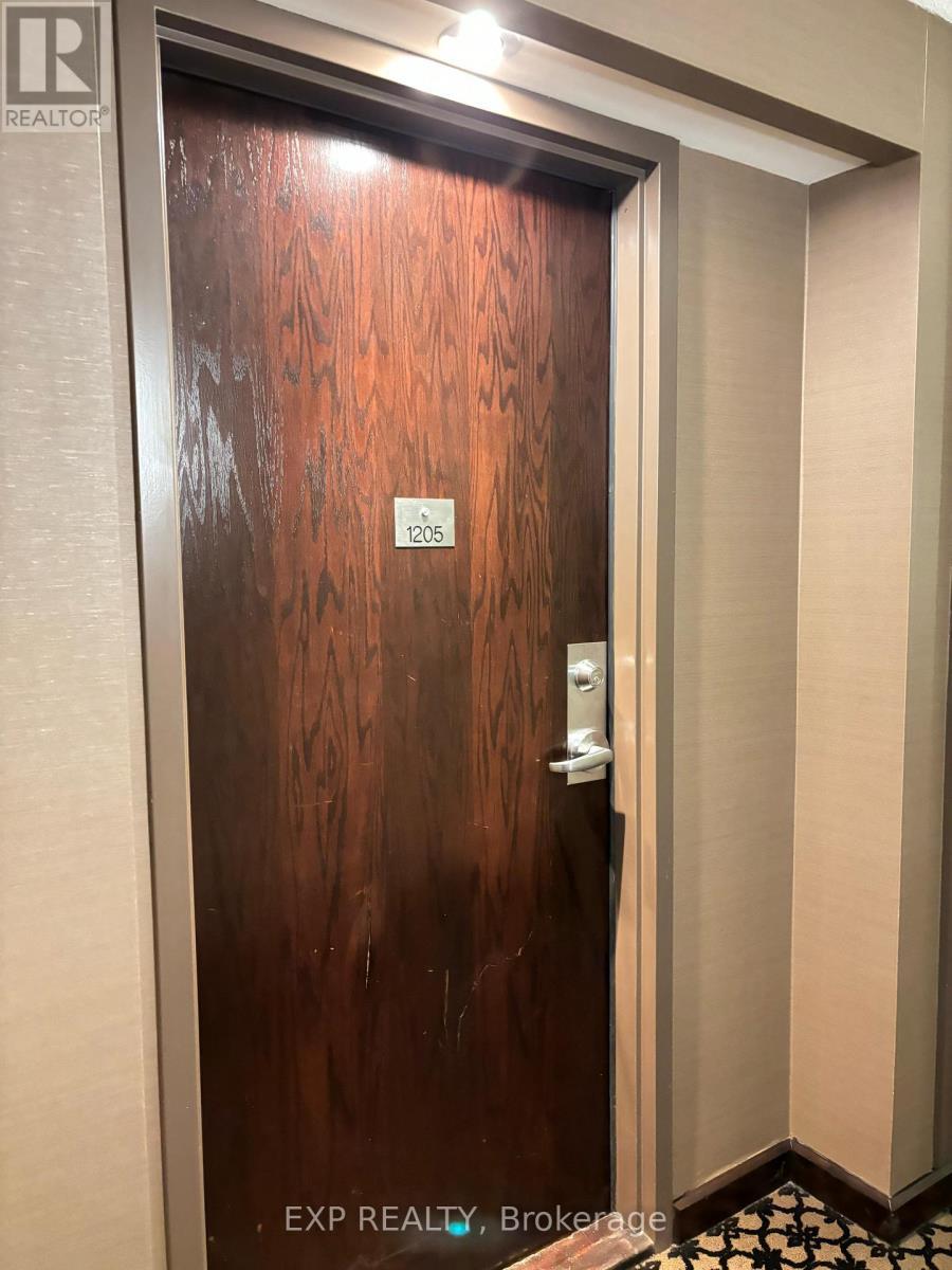 1205 - 101 Subway Crescent, Toronto, ON - Indoor Photo Showing Other Room