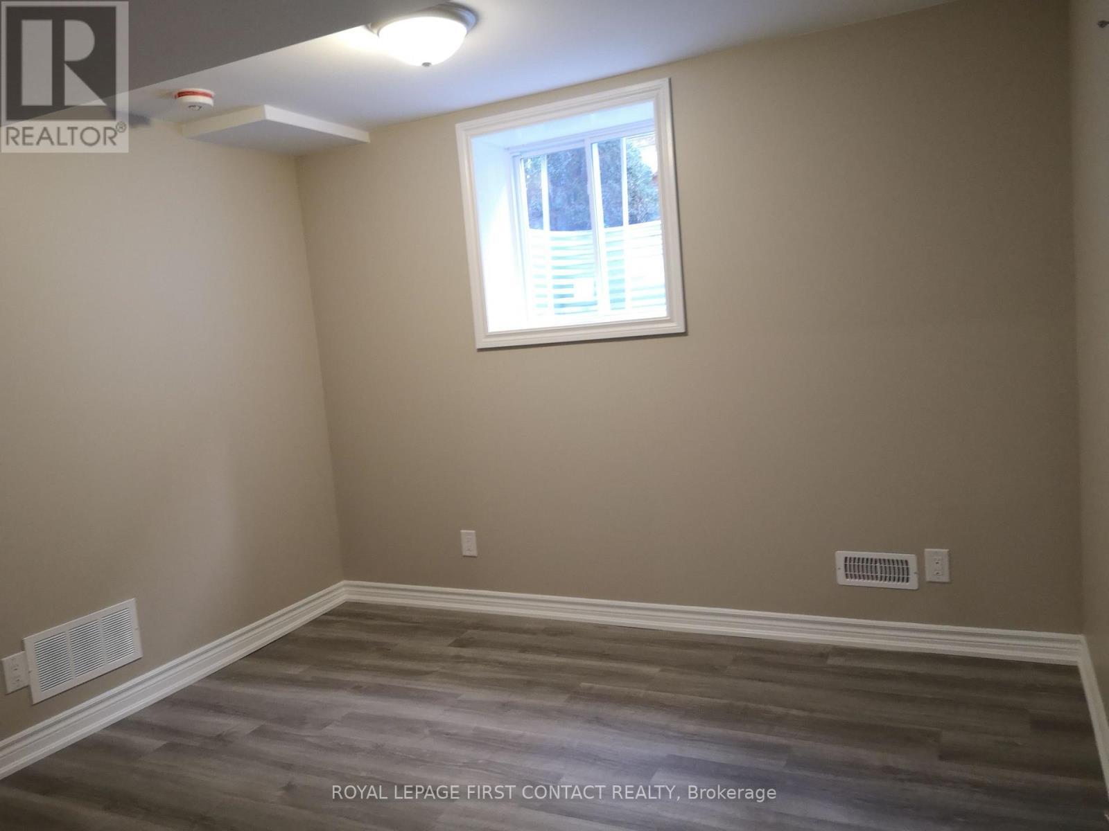 Basement - 30 Burke Drive, Barrie, ON - Indoor Photo Showing Other Room