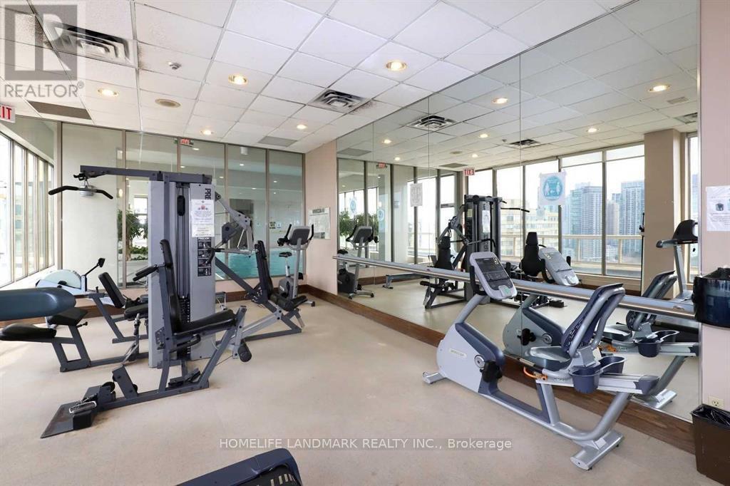 1806 - 55 Elm Drive W, Mississauga, ON - Indoor Photo Showing Gym Room