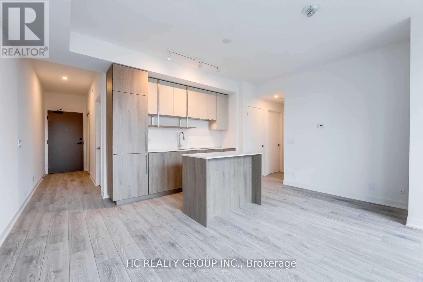 1111 - 15 Holmes Avenue, Toronto, ON - Indoor Photo Showing Kitchen