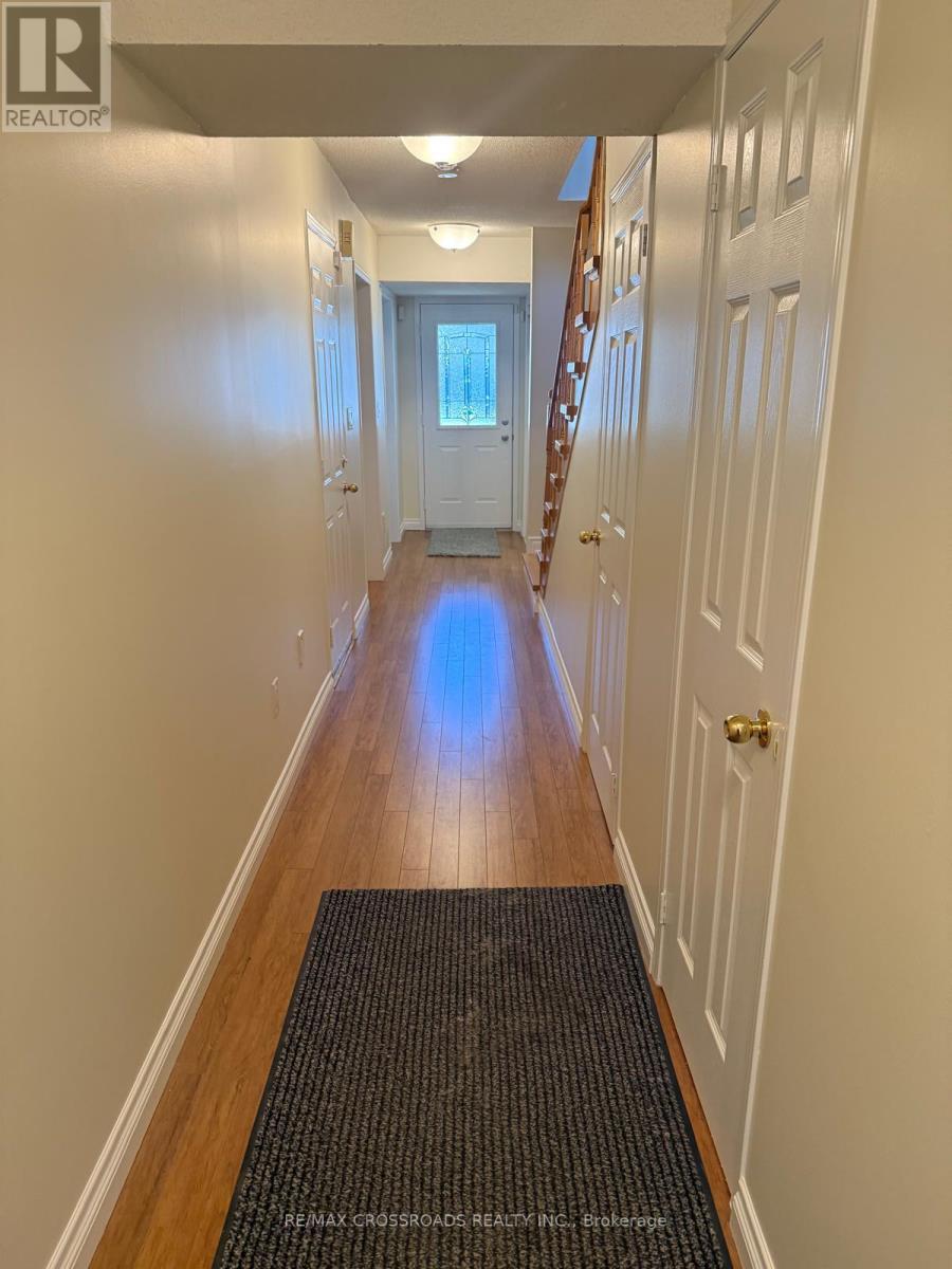 2 - 10 Post Oak Drive, Richmond Hill, ON - Indoor Photo Showing Other Room