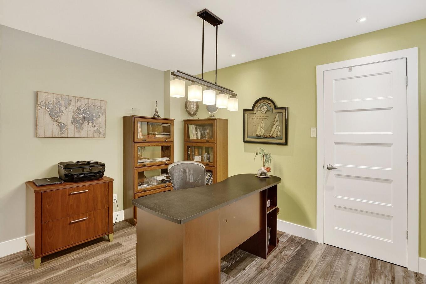 Office - 14680 Rue Jean-Maurice, Mirabel, QC - Indoor