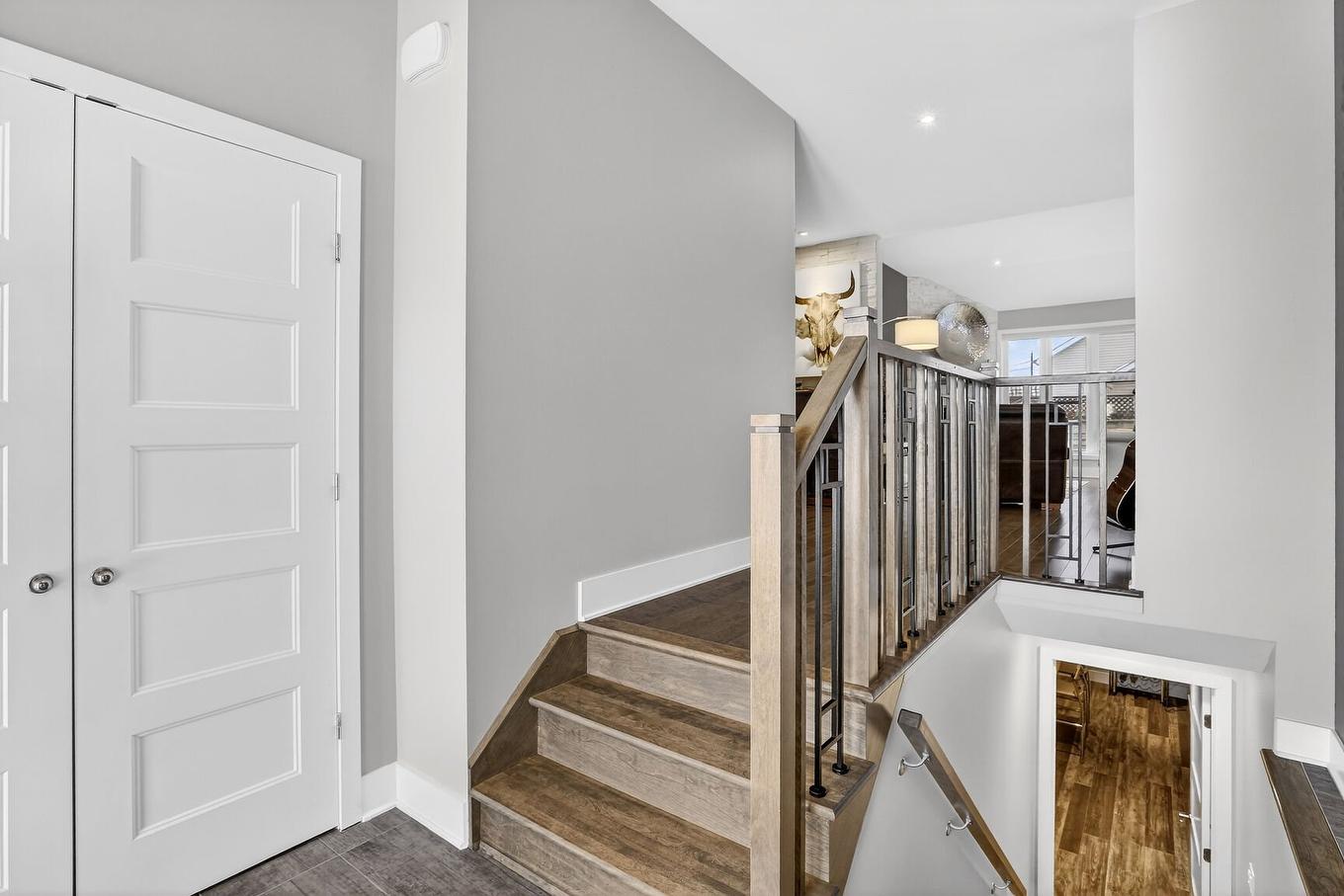 Hall - 14680 Rue Jean-Maurice, Mirabel, QC - Indoor Photo Showing Other Room