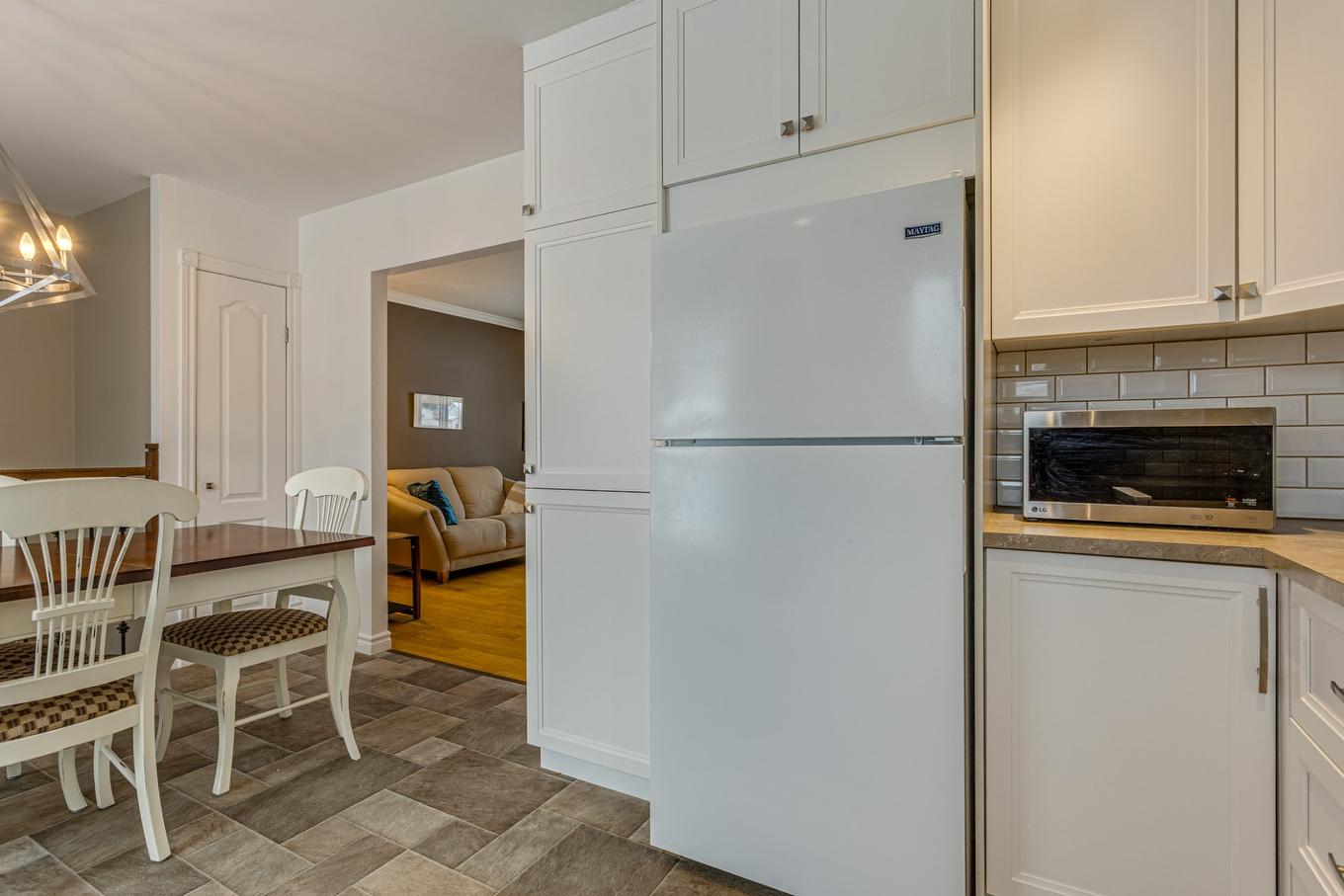 Cuisine - 7680 Place Turpin, Brossard, QC - Indoor Photo Showing Kitchen