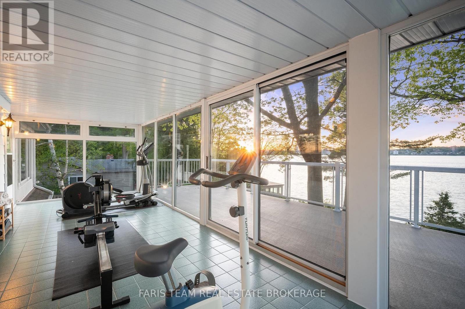 10 White Oaks Road, Barrie, ON - With Body Of Water With Deck Patio Veranda With Exterior