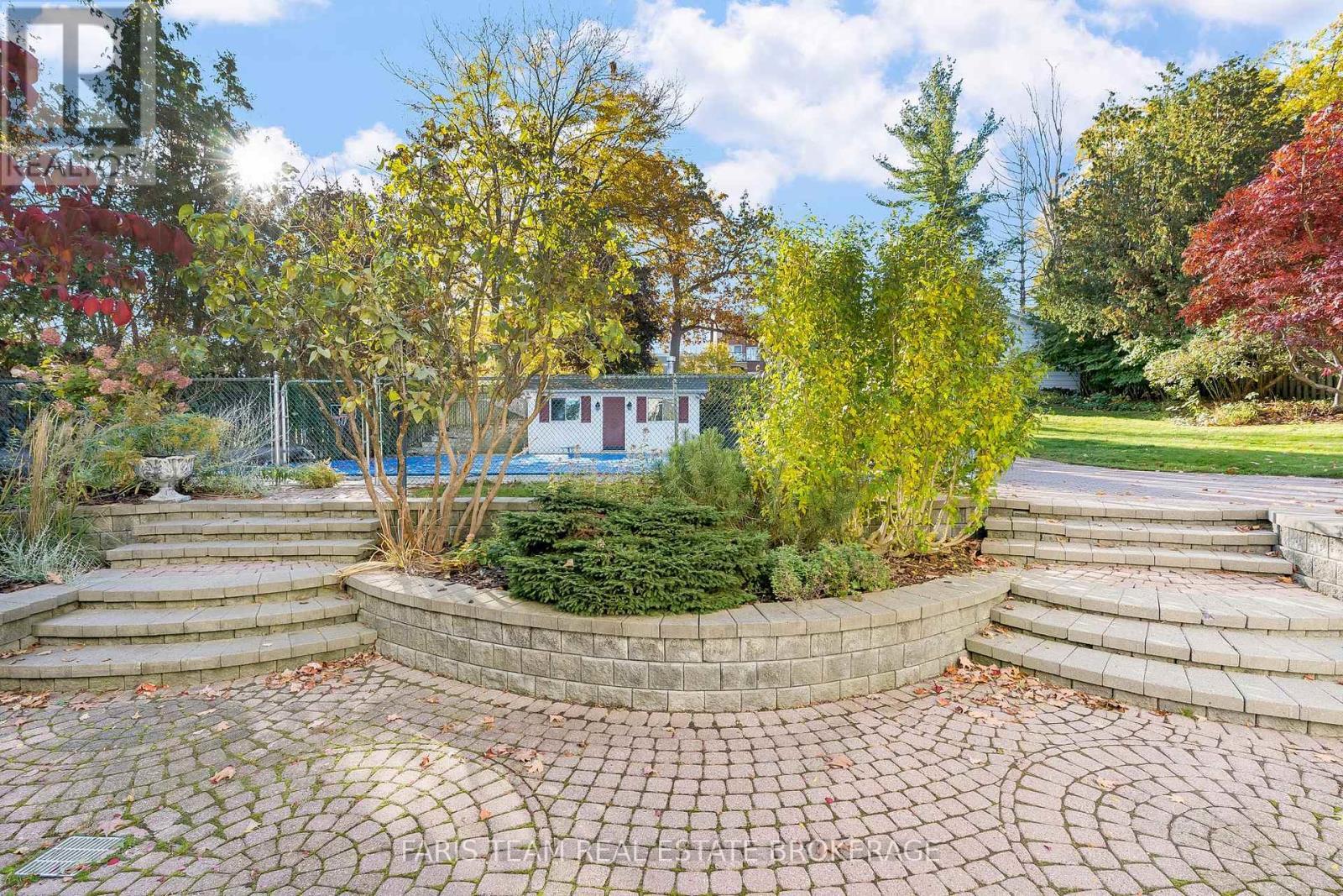 10 White Oaks Road, Barrie, ON - Outdoor With Deck Patio Veranda