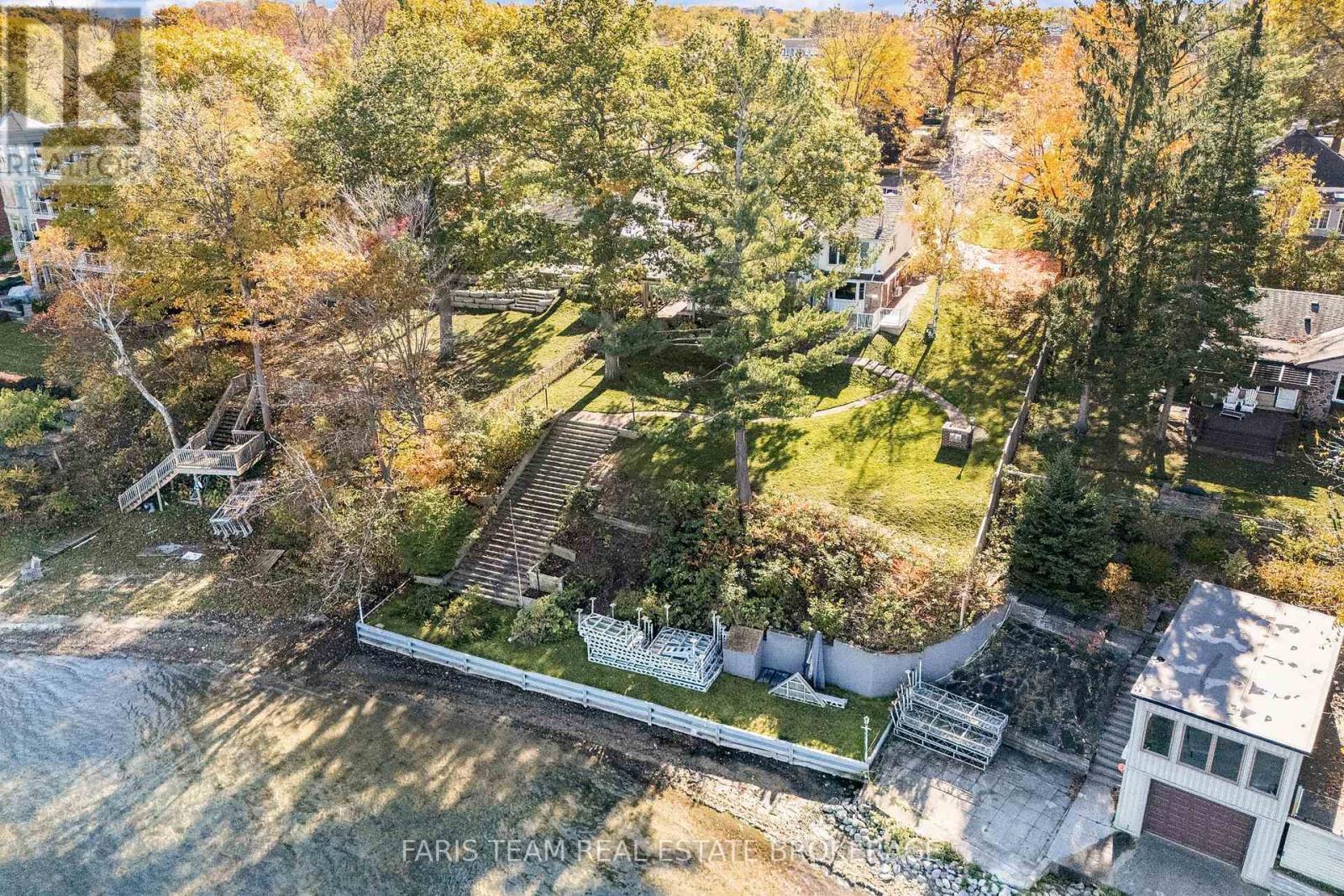 10 White Oaks Road, Barrie, ON - Outdoor