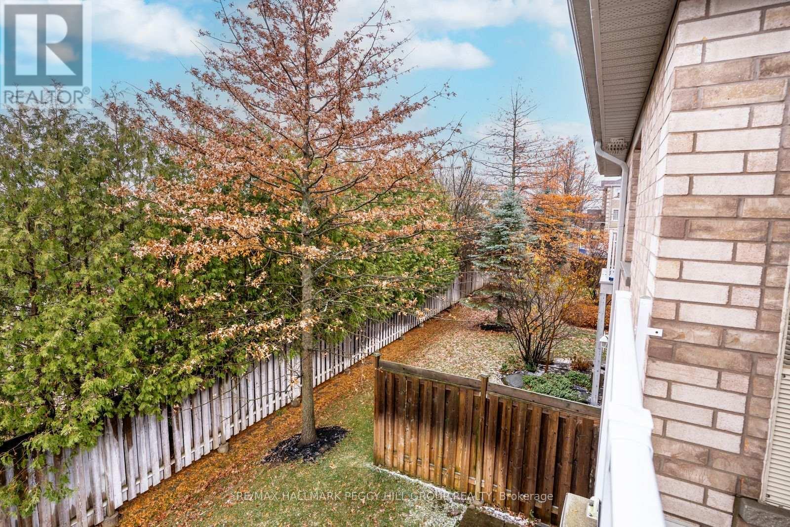 2 - 141 Sydenham Wells, Barrie, ON - Outdoor