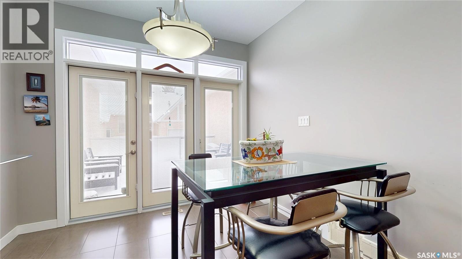 1646 Badham Boulevard, Regina, SK - Indoor