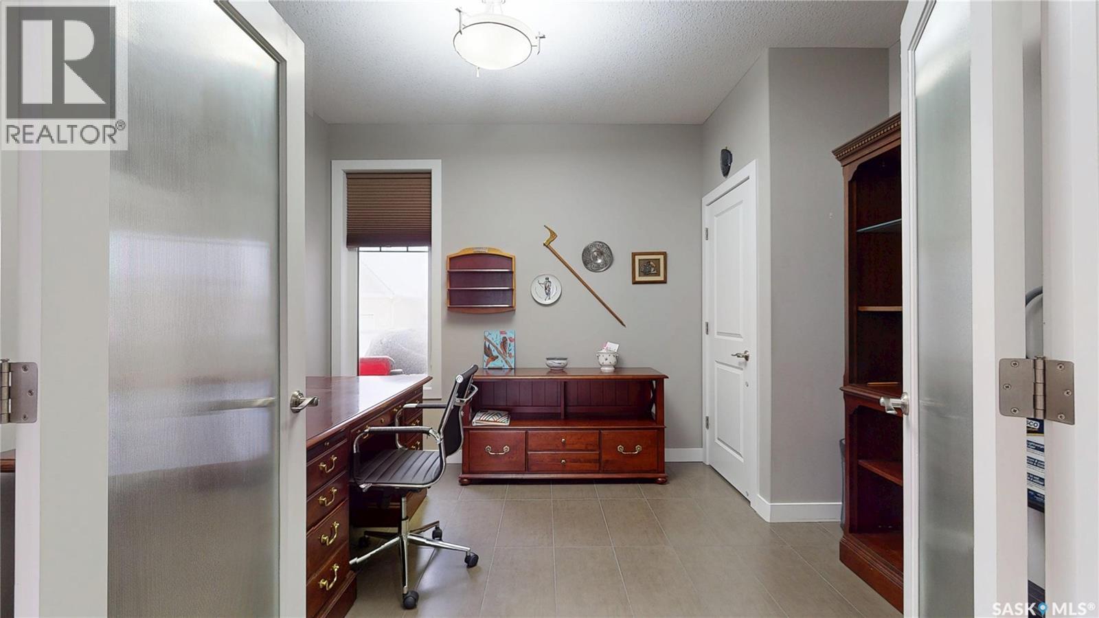 1646 Badham Boulevard, Regina, SK - Indoor