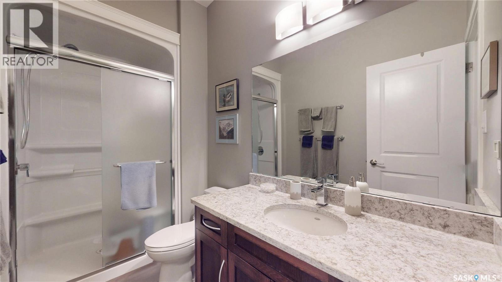 1646 Badham Boulevard, Regina, SK - Indoor Photo Showing Bathroom