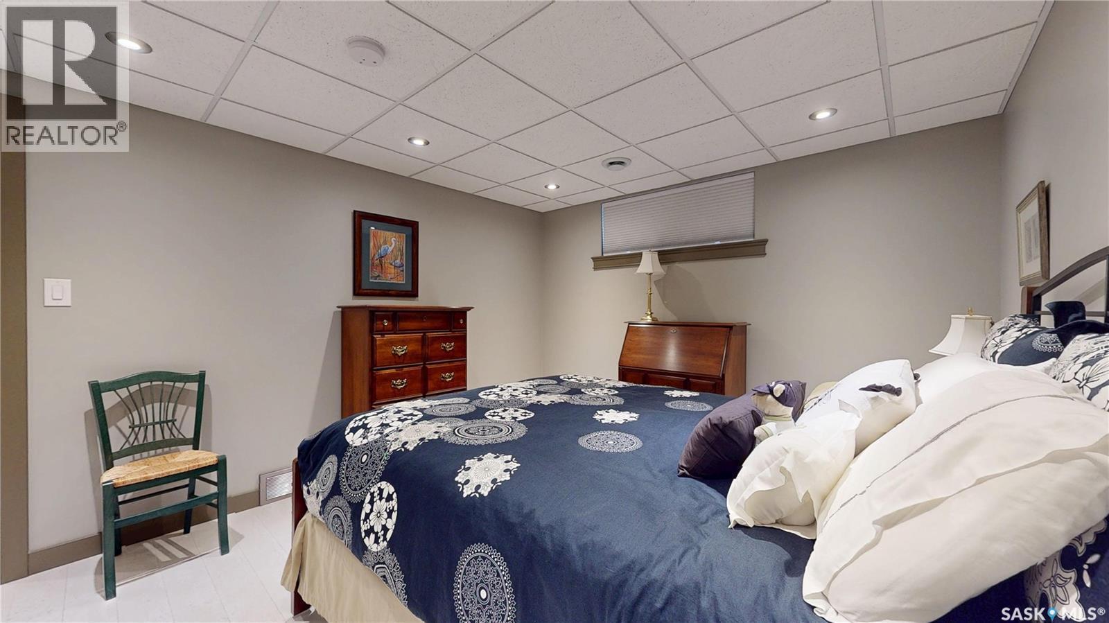 1646 Badham Boulevard, Regina, SK - Indoor Photo Showing Bedroom