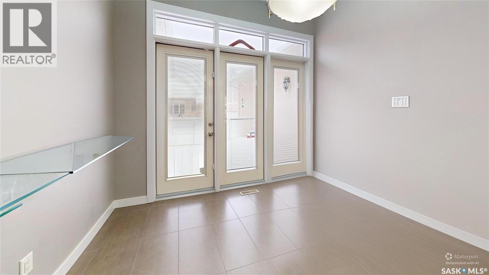 1646 Badham Boulevard, Regina, SK - Indoor Photo Showing Other Room